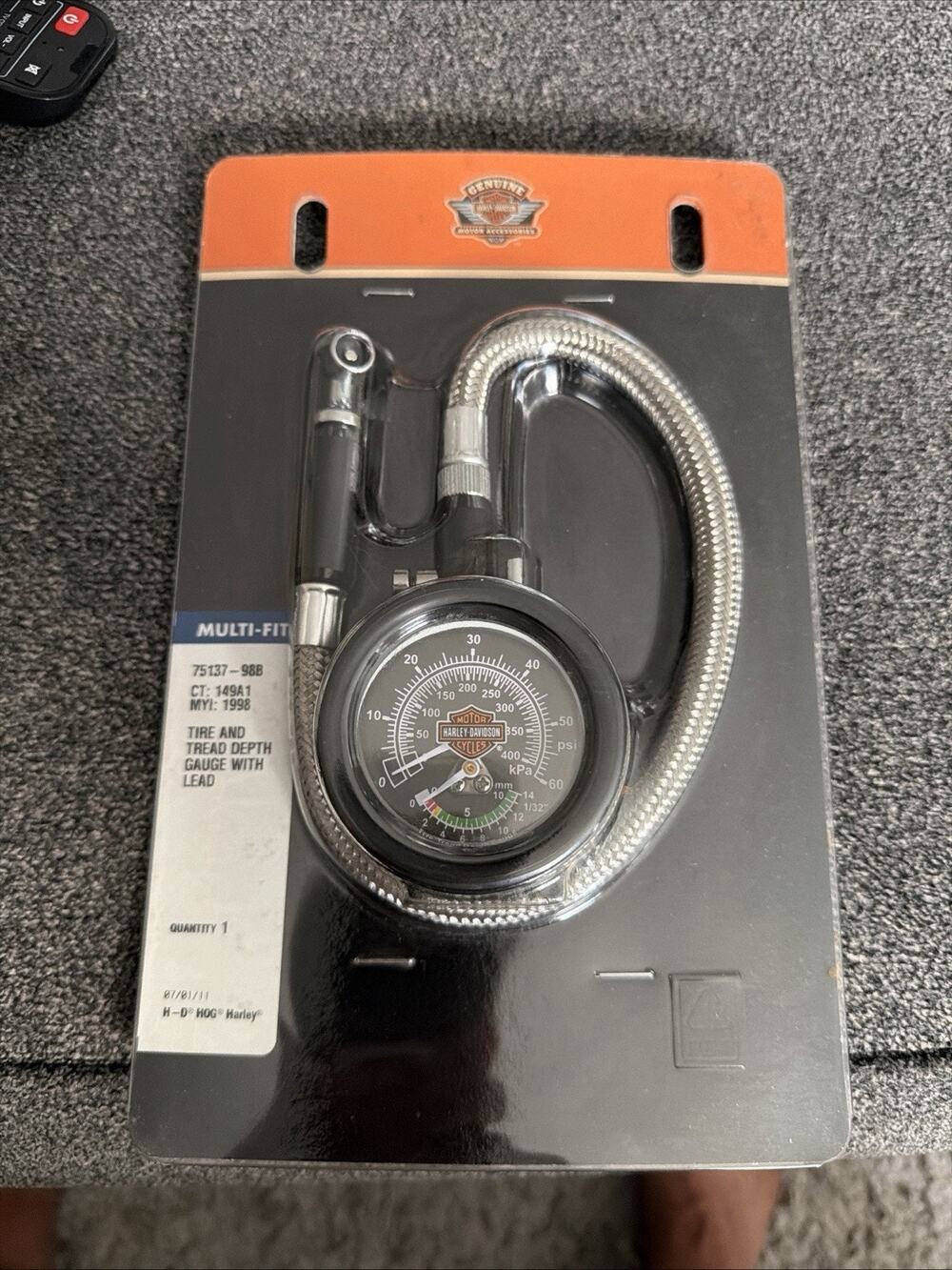 OEM Harley-Davidson Back-Lit Digital Universal Tire Pressure Gauge 75158-10